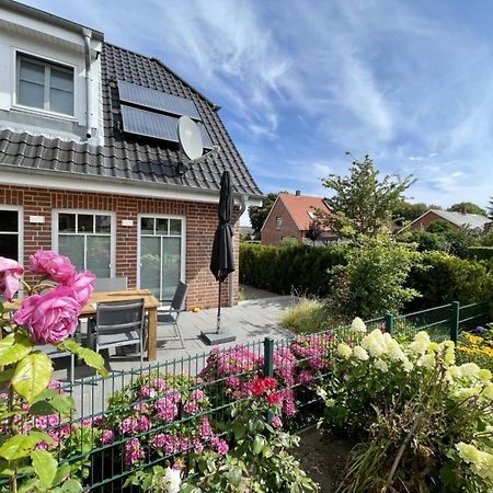 Haus Katharina Links Villa Wyk auf Föhr Екстериор снимка