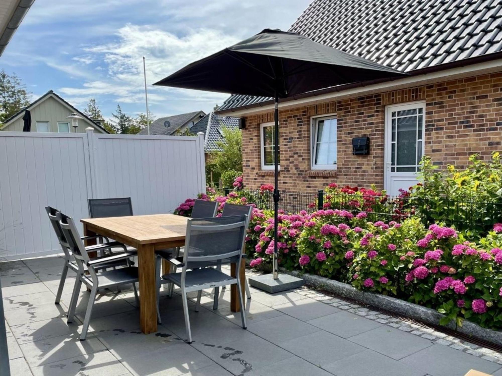 Haus Katharina Links Villa Wyk auf Föhr Екстериор снимка